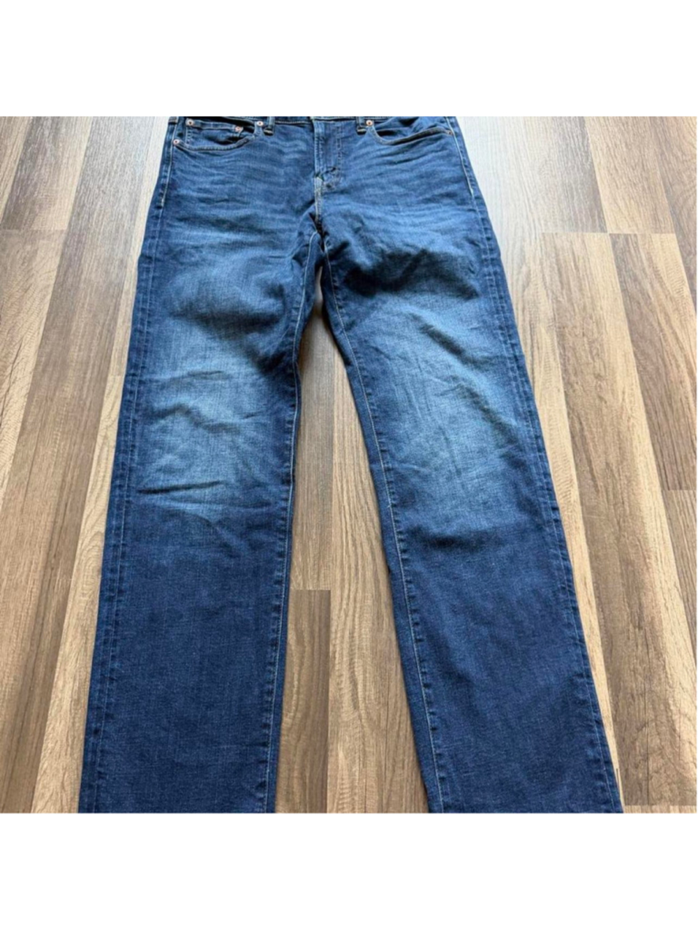 American Eagle dark wash denim jeans